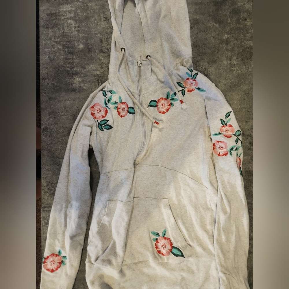 Ampersand & Avenue Hoodie